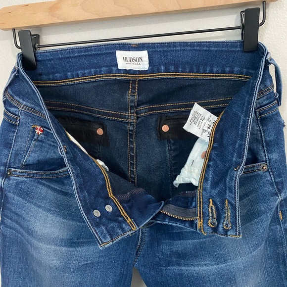 Hudson (29) Mid Rise Cropped Raw Ankle Dark Wash Denim - Picture 4 of 8